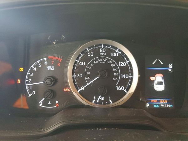 2020 TOYOTA COROLLA