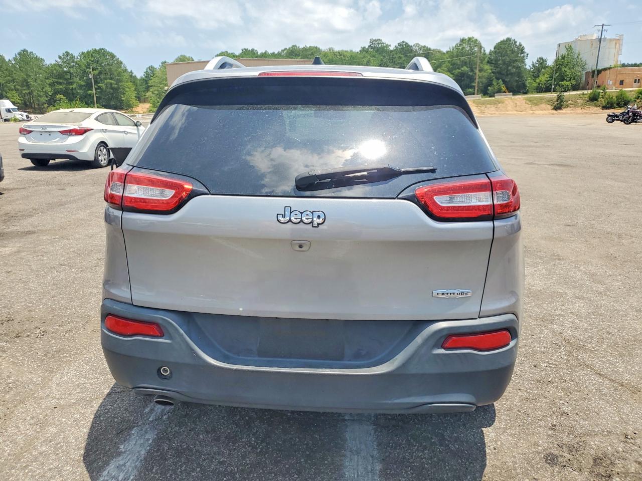 2017 JEEP CHEROKEE LATITUDE FWD