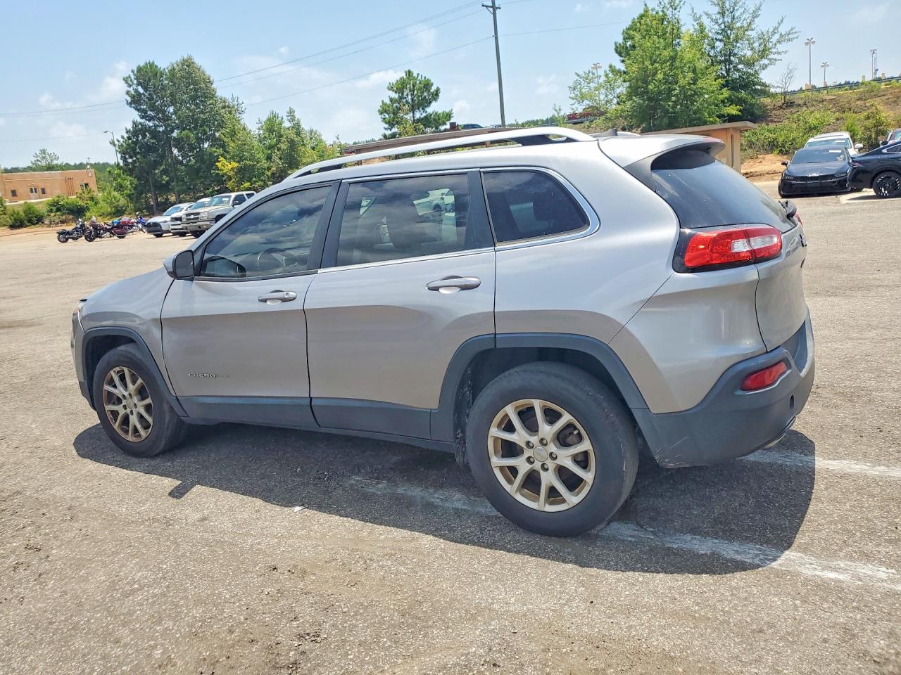 2017 JEEP CHEROKEE LATITUDE FWD