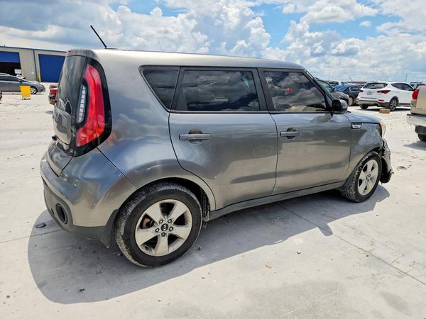 2017 KIA SOUL Base