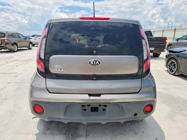 2017 KIA SOUL Base