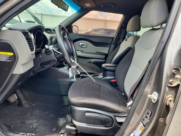 2017 KIA SOUL Base