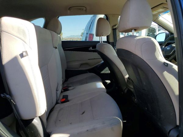 2019 KIA SORENTO L, LX, S
