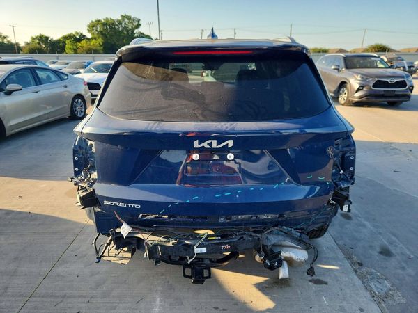 2025 KIA SORENTO