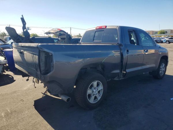 2015 TOYOTA TUNDRA SR5 Grade