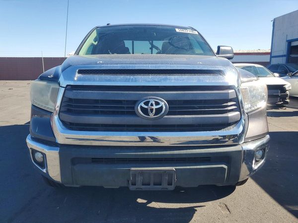 2015 TOYOTA TUNDRA SR5 Grade