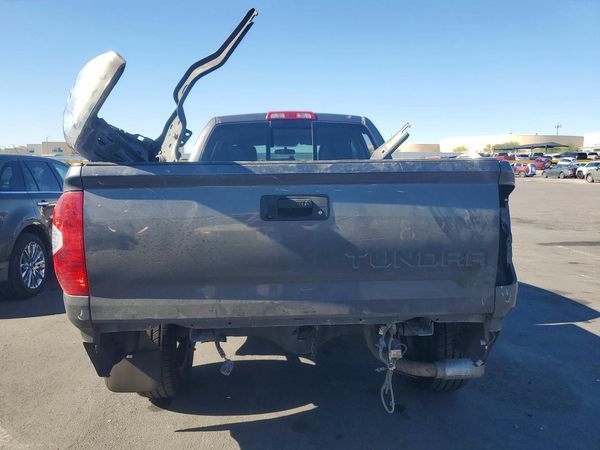2015 TOYOTA TUNDRA SR5 Grade