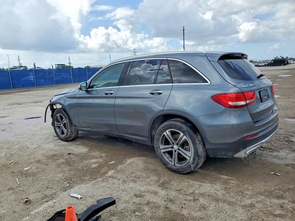 2017 MERCEDES-BENZ GLC