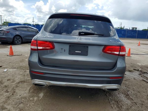2017 MERCEDES-BENZ GLC