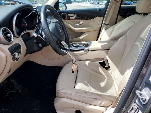2017 MERCEDES-BENZ GLC