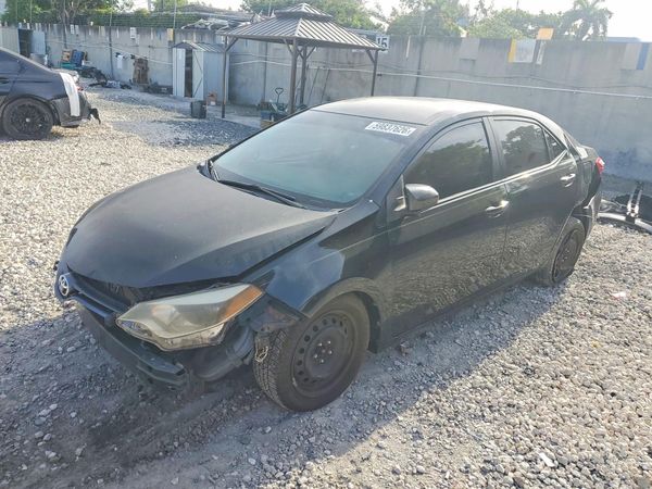 2015 TOYOTA COROLLA
