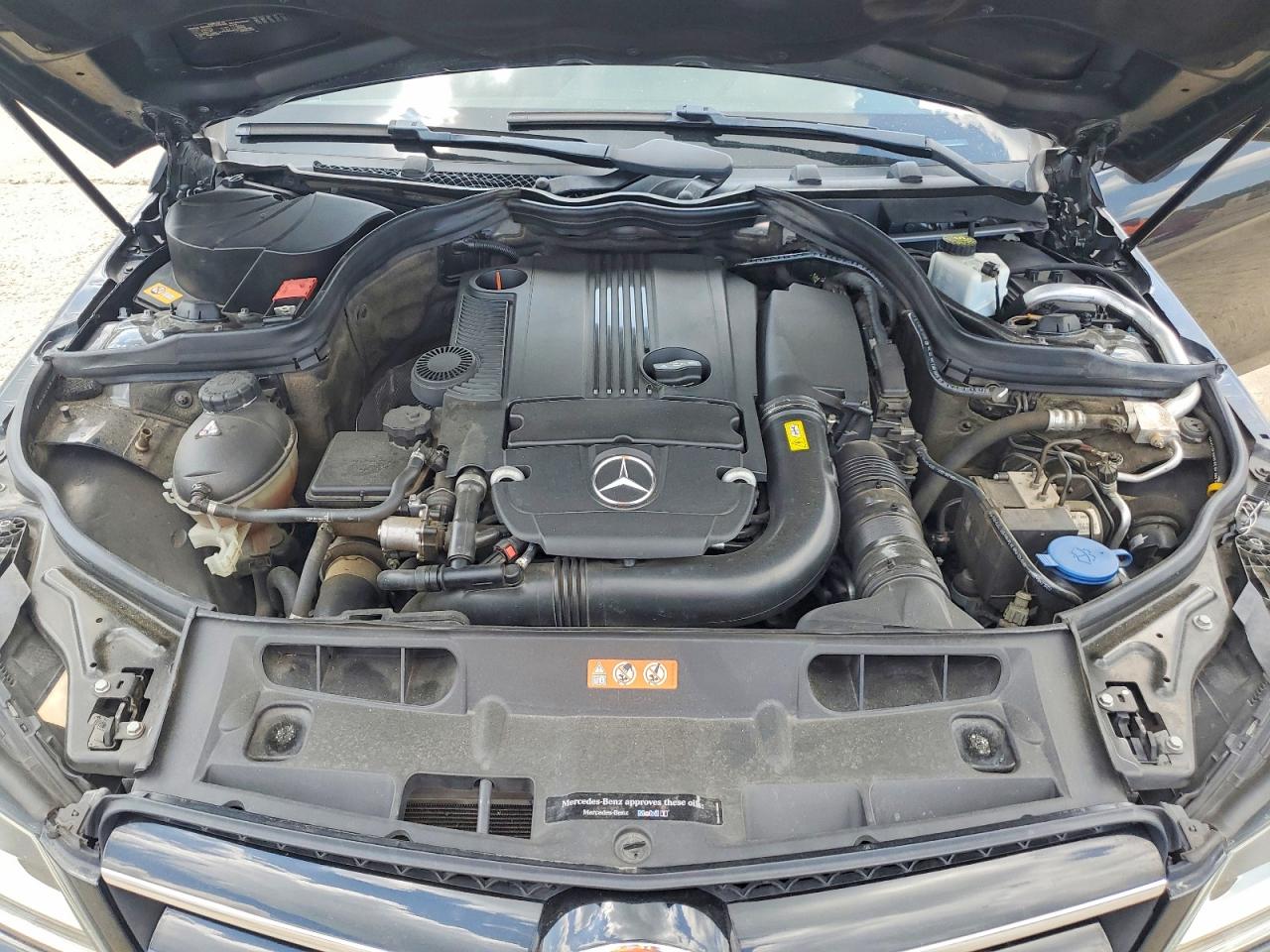 2015 MERCEDES-BENZ C C250