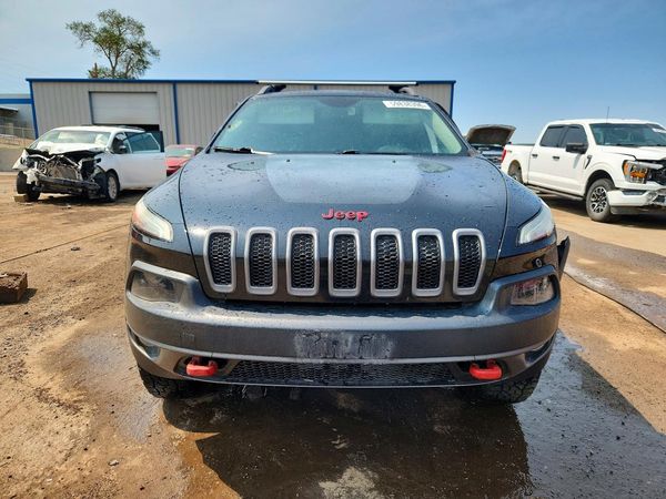 2015 JEEP CHEROKEE TRAILHAWK 4X4