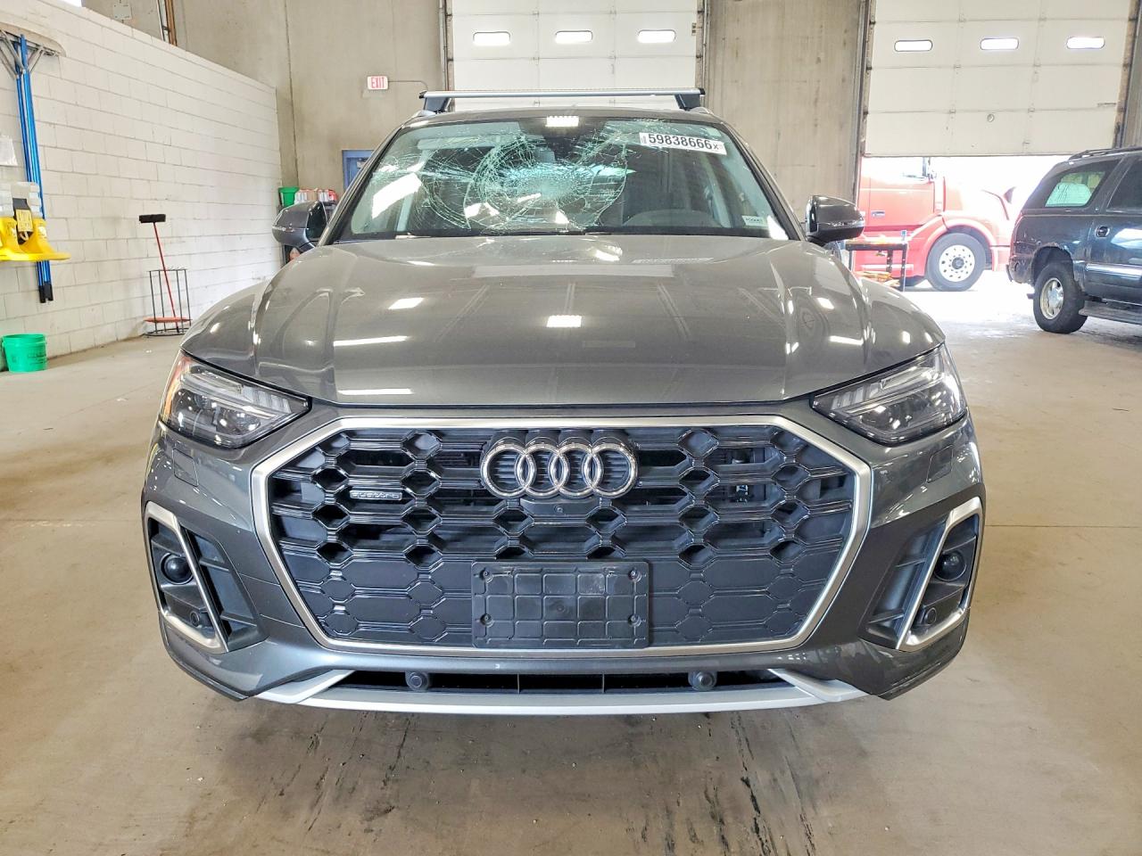 2023 AUDI Q5 S Line quattro Prestige