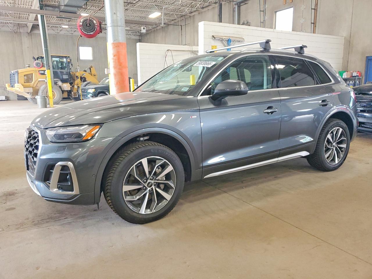 2023 AUDI Q5 S Line quattro Prestige