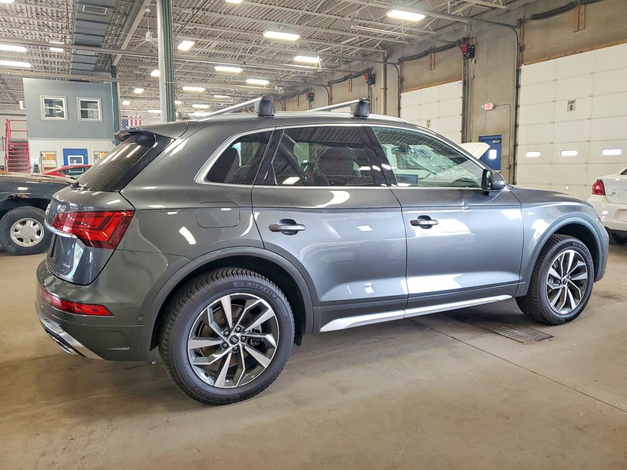 2023 AUDI Q5 S Line quattro Prestige
