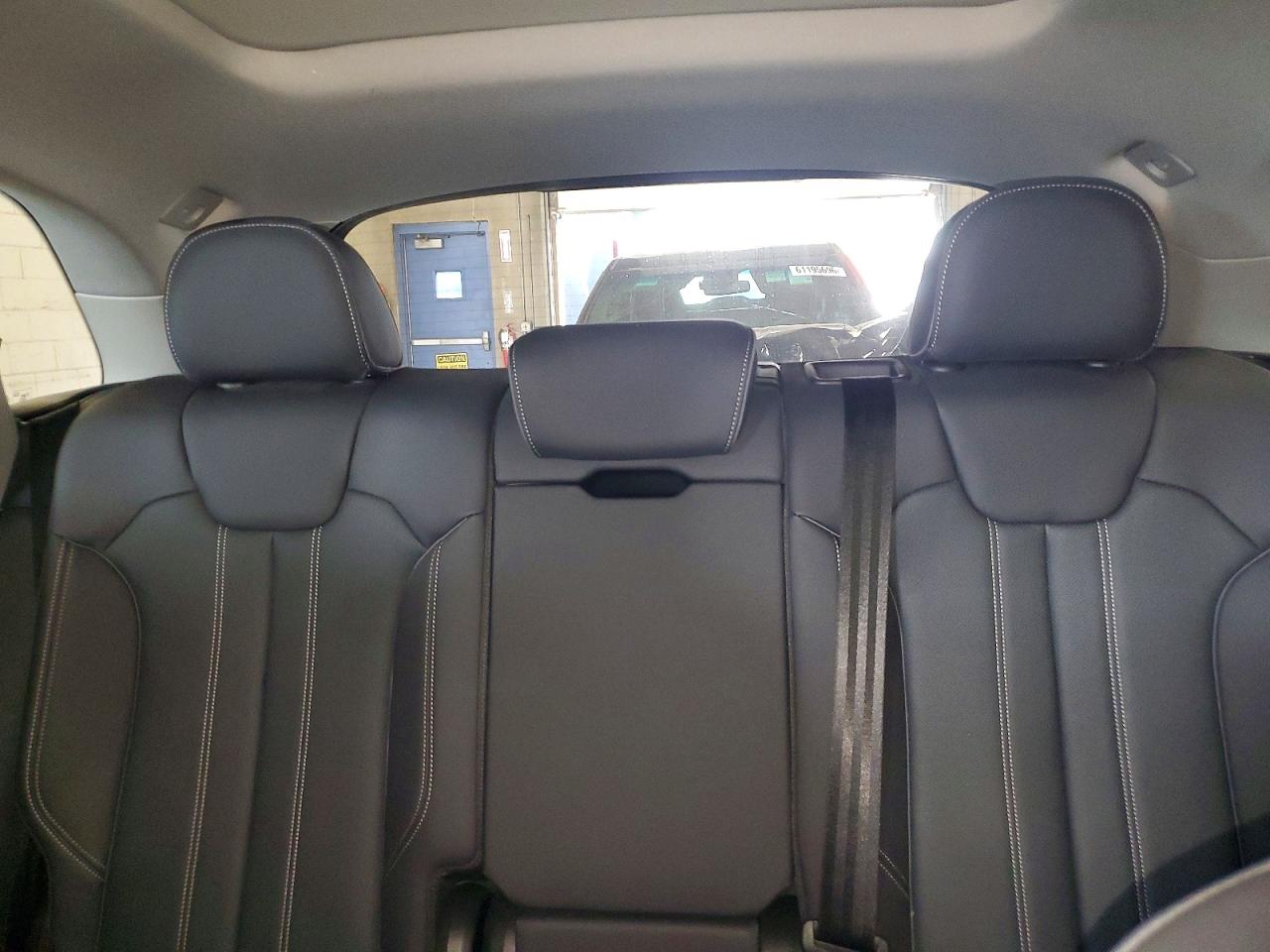2023 AUDI Q5 S Line quattro Prestige