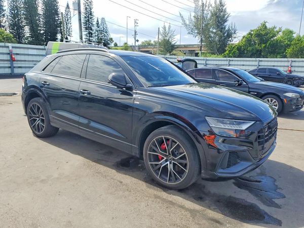2021 AUDI Q8