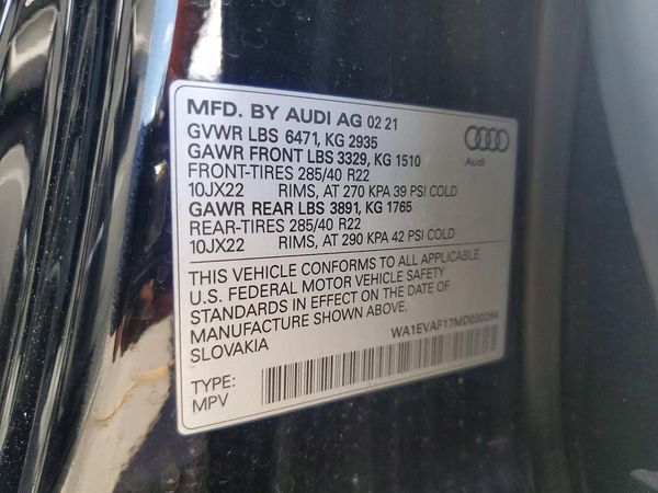 2021 AUDI Q8