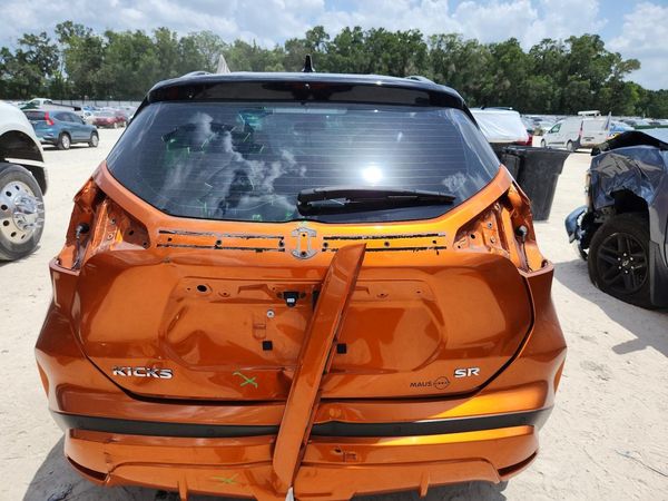 2023 NISSAN KICKS SR