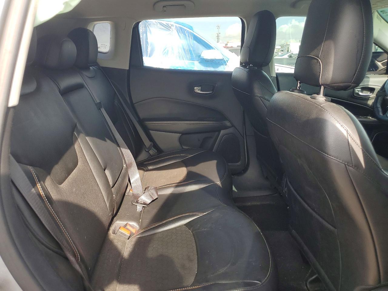 2020 JEEP COMPASS LATITUDE 4X2