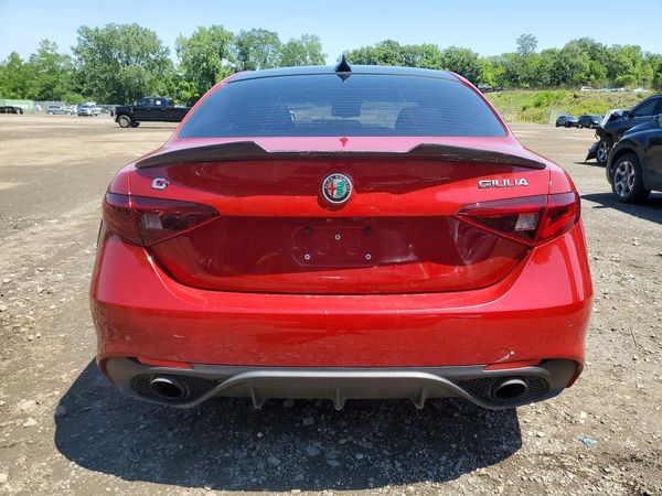 2018 ALFA ROMEO GIULIA