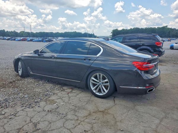 2016 BMW 750 xDrive