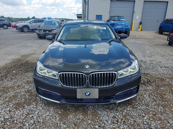 2016 BMW 750 xDrive