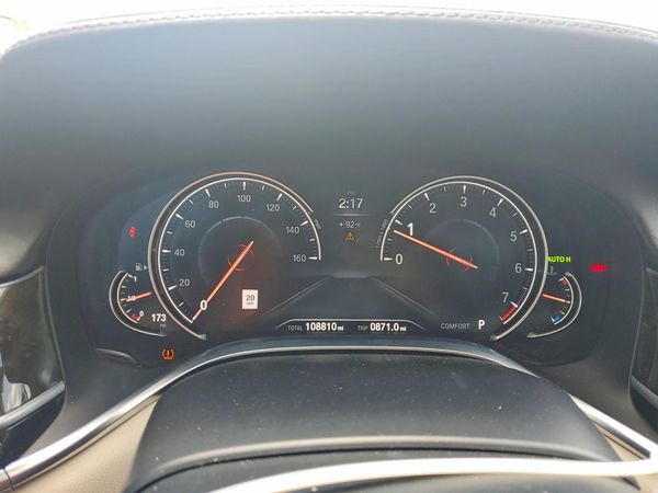 2016 BMW 750 xDrive
