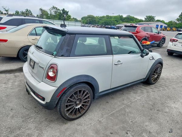 2013 MINI COOPER