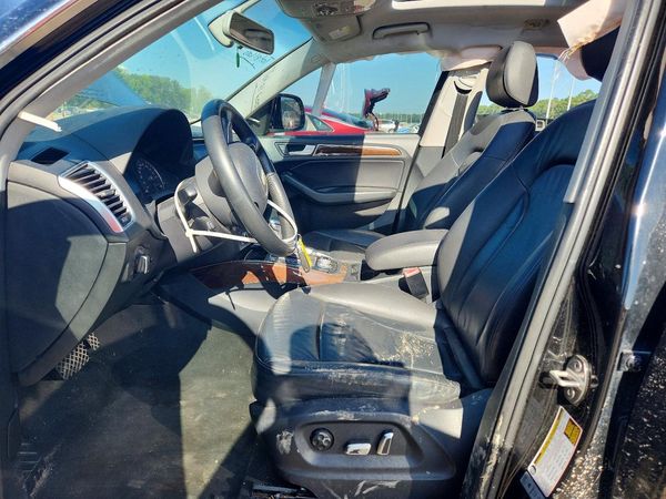 2017 AUDI Q5 quattro Premium