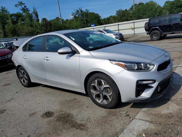 2021 KIA FORTE FE, LXS