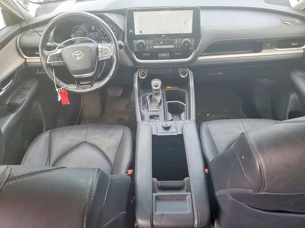 2024 TOYOTA GRAND HIGHLANDER