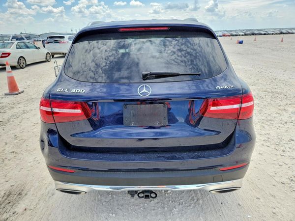 2018 MERCEDES-BENZ GLC GLC 300-4M