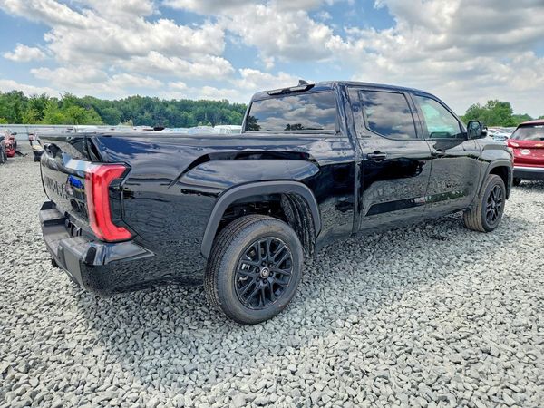 2026 TOYOTA TUNDRA
