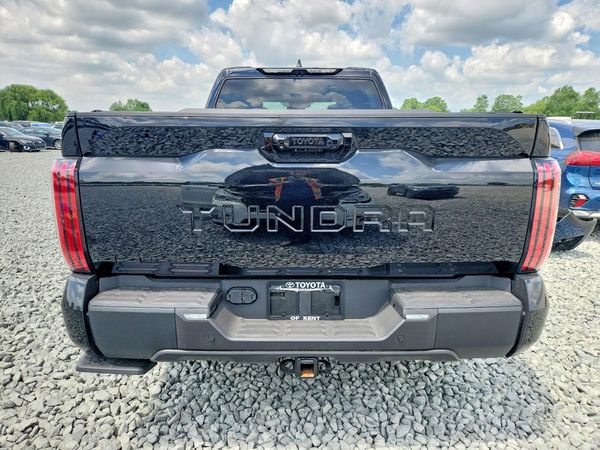 2026 TOYOTA TUNDRA