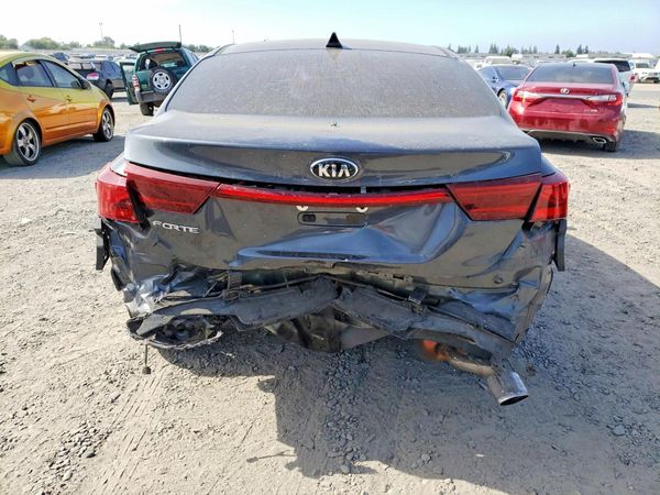 2021 KIA FORTE FE, LXS