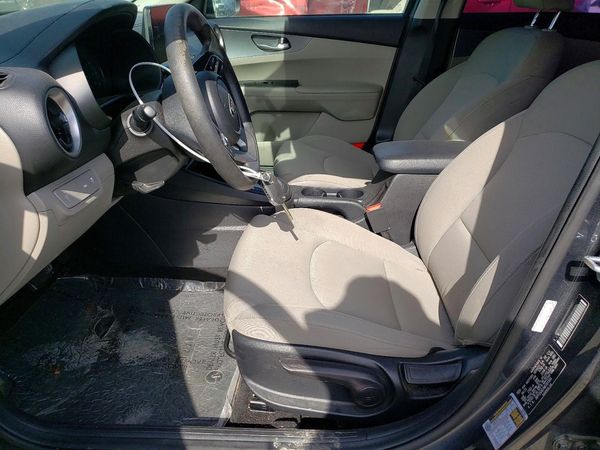 2021 KIA FORTE FE, LXS