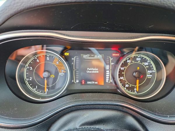2019 JEEP CHEROKEE LATITUDE PLUS 4X4