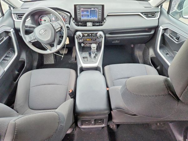 2022 TOYOTA RAV4 LE