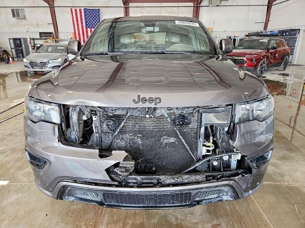2019 JEEP GRAND CHEROKEE LAREDO 4X4