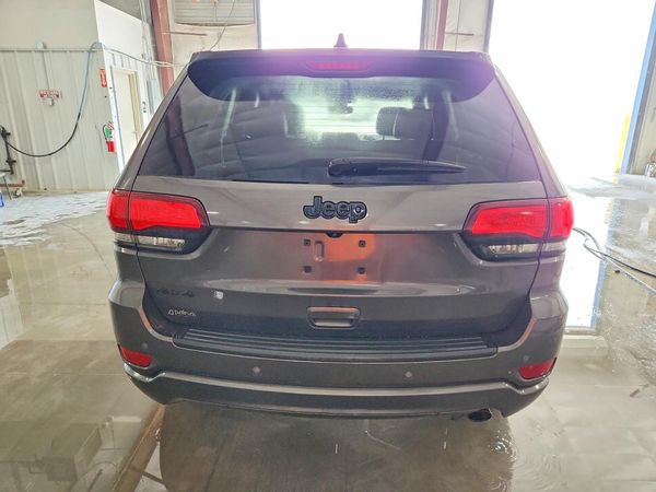 2019 JEEP GRAND CHEROKEE LAREDO 4X4