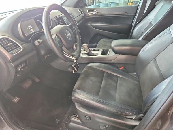 2019 JEEP GRAND CHEROKEE LAREDO 4X4