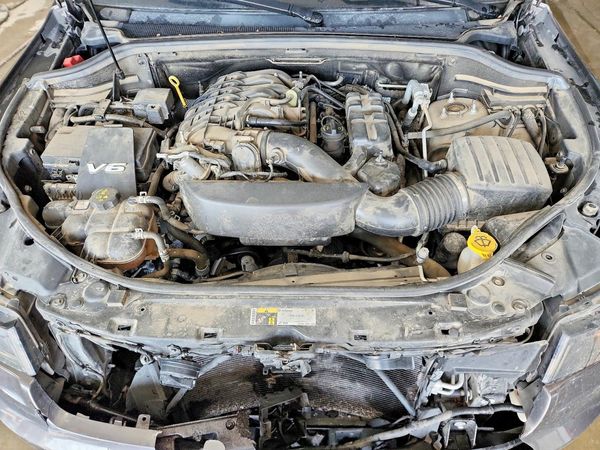 2019 JEEP GRAND CHEROKEE LAREDO 4X4