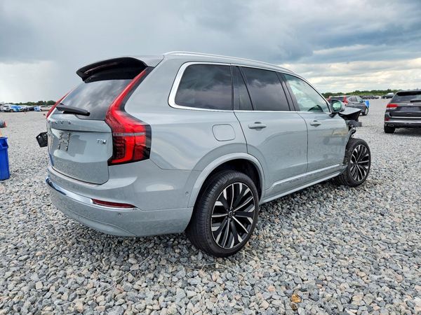 2025 VOLVO XC90