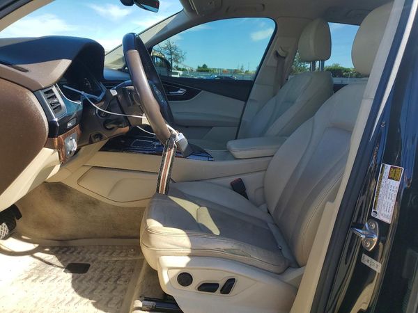 2018 AUDI Q7 quattro Premium Plus