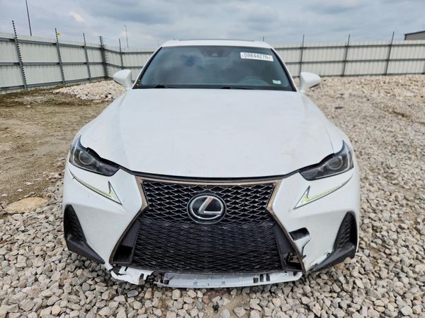 2017 LEXUS IS 300