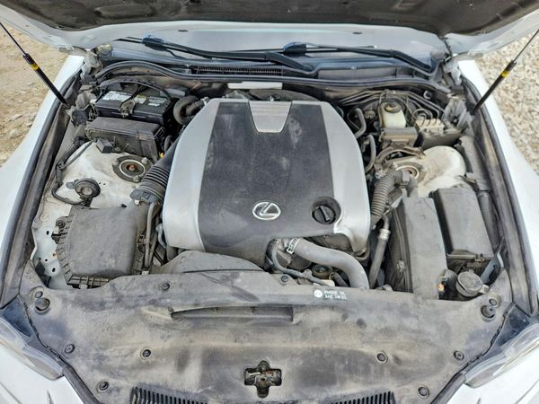 2017 LEXUS IS 300