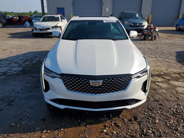 2025 CADILLAC CT4 Luxury+