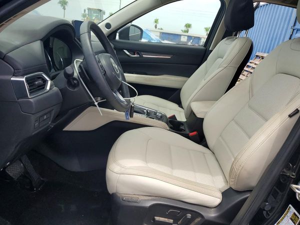 2023 MAZDA CX-5 Premium Package